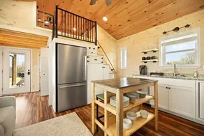 Lake Cumberland | New | Secluded | Cozy | Sleeps 5 - Image 2