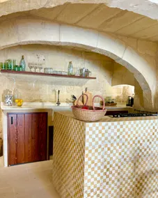 Beautiful traditional farmhouse with pool - Image 3