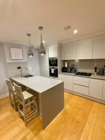Wonderful Retreat in Lively Locale - Sleeps 3 - Image 4