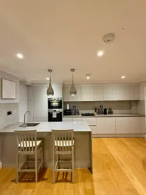 Wonderful Retreat in Lively Locale - Sleeps 3 - Image 3