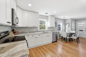 Private 3 BR House w Fence Near Scotts Addition! - Image 4