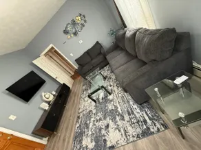 NEW! Fast 300MB WiFi, Parking. Stadium 1 Min Walk! - Image 2