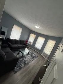 NEW! Fast 300MB WiFi, Parking. Stadium 1 Min Walk! - Image 3