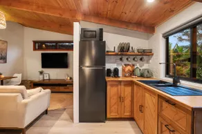 Bungalow Oasis- Metres from the beach - Image 3