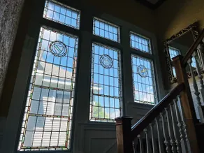 Beautiful Victorian Apartment on Bartlett Ave - Image 5