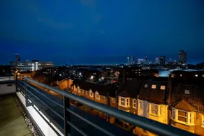 1BR City View Flat Parking Available Sleeps 4 - Image 3