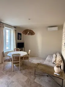 Bohemian apartment near river beach GR - Image 4