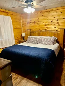 Woody's Porch - Image 4