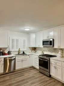Family-Friendly Getaway With a Pool |4BDR/3BA| - Image 2