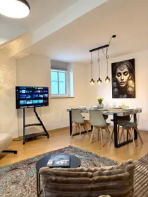NewCityHome-3 Zi-Spacious Apartment Harley - Kaßberg - priv Parking - Image 5