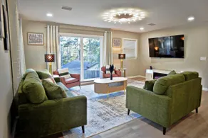 Modern Retreat•Spa Shower•In Town•Family Friendly - Image 2