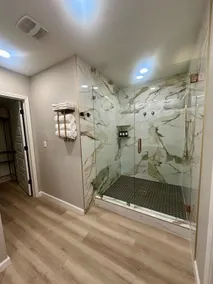 Modern Retreat•Spa Shower•In Town•Family Friendly - Image 4