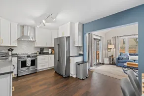 Brady Street Retreat - Image 3