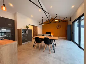 Smuk hems Ny atypisk og funktionel, nær togstation og centrum - Image 4