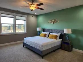 Quiet Modern Home in South Salem with Game Room - Image 5