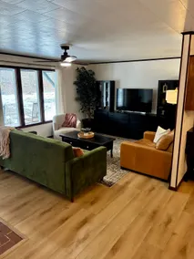 Modern Country Retreat, 3BR, Fiber Wi-Fi - Image 5