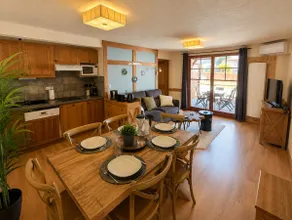 Centre Sant-Lary • 70 m² terrace • Air conditioning - Image 2