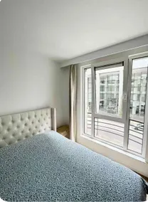 Stylish & top reviewed Flat in a central location - Image 4