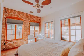 Historic Gem 2BR | Downtown 7 Min | Museums Close - Image 5