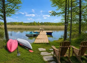Family Cottage Retreat - Hot Tub Kayaks Waterfront - Image 2