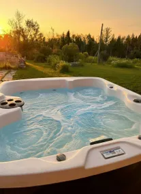 Family Cottage Retreat w/ Hot Tub & Games - Image 2