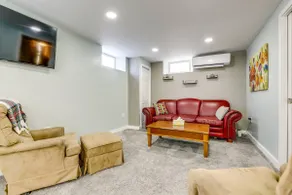 Close to Colleges: Worcester Apt w/ Lake Access! - Image 3