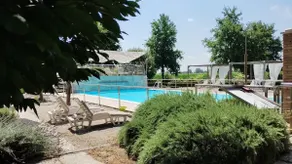 Large apartment in the countryside with swimming pool – A - - Image 4