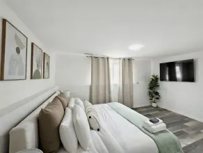 Beautiful Getaway Sleeps 10 plus Central Location - Image 4
