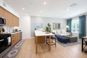 The Signature Retreat | Peaceful + Fast Wi-Fi - Image 2