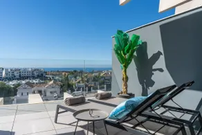 Oasis 325 New Luxury Penthouse with amazing sea view and private jacuzzi - Image 5
