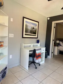 Charming Private Suite Near Scenic Trails - Image 5