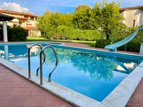 Villa Alberta With Reserved Beach Spot - Image 4