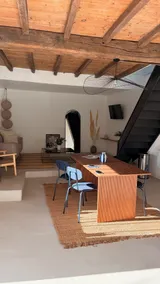 Entire house – 2 bedrooms – Garden and parking - Image 2