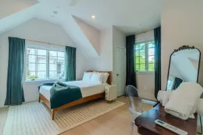 The Champagne House - Image 3