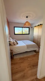 Peaceful haven with pool and countryside views - Image 3