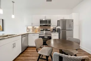 Modern 1B1B Apartment with Private Balcony - Image 4