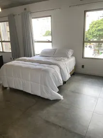Loft minimalista no Cambuí - Image 3
