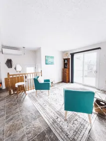 The Horizon House: Waterfront 2BR Bungalow - Image 3