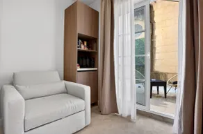 City Centre Suites | 310 - Mandragg - Image 4