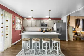 Freshly Renovated | Boho Vibes! | Quiet Street - Image 3