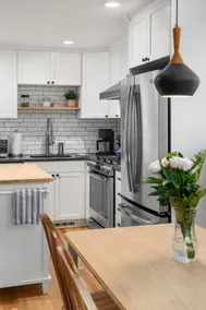 Walkable 3BR Near Stadiums • Parking • EV • Patio - Image 2