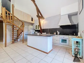 Cottage with pool overlooking the Pyrenees - Image 3