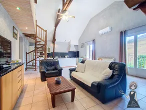 Cottage with pool overlooking the Pyrenees - Image 2