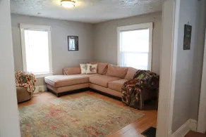1 block to KSU campus: 3 Roku TVs, laundry, Wi-Fi - Image 5