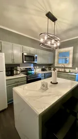 Victorian Home|Near Downtown Dublin & Country Club - Image 3