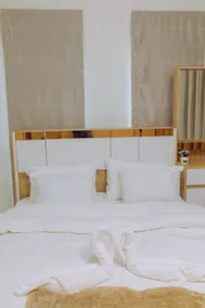 All 4 bedrooms - Image 5