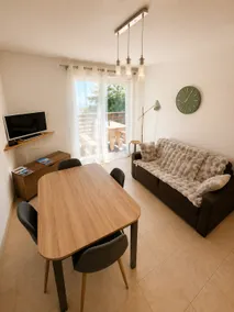 Charming two-room apartment in Pla Del Mir - Image 2