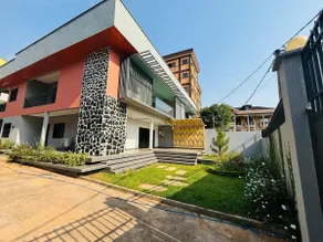 Villa Torino 2 Modern Oasis Bastos - Image 2