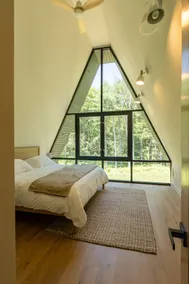 Newly built Large A-Frame with Cedar Sauna - Image 4