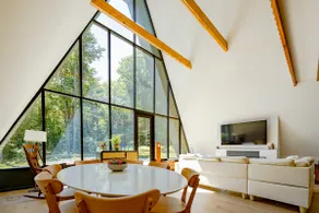 Newly built Large A-Frame with Cedar Sauna - Image 3
